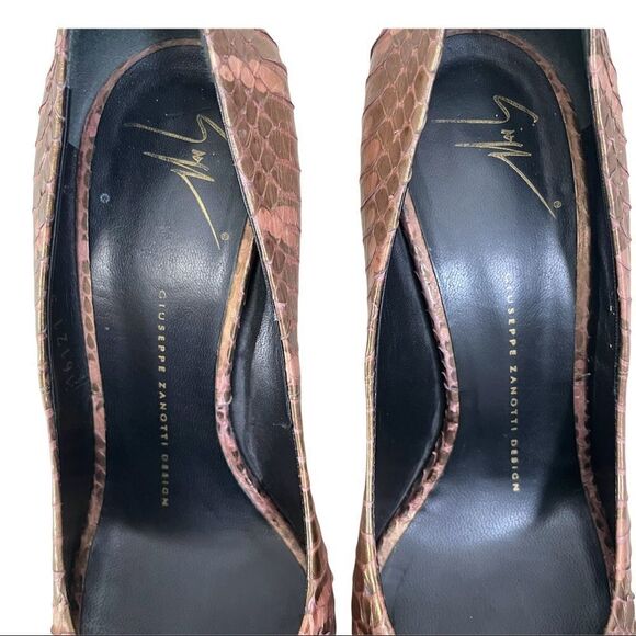 Giuseppe Zanotti Leather Snakeskin Pattern Pump - Picture 6 of 10